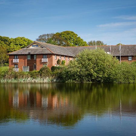 Dragonfly Hotel Colchester Bagian luar foto
